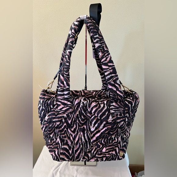 Jill & Ally Animal Print Quilted Crossbody Bag, Zebra, NWT - Picture 1 of 9